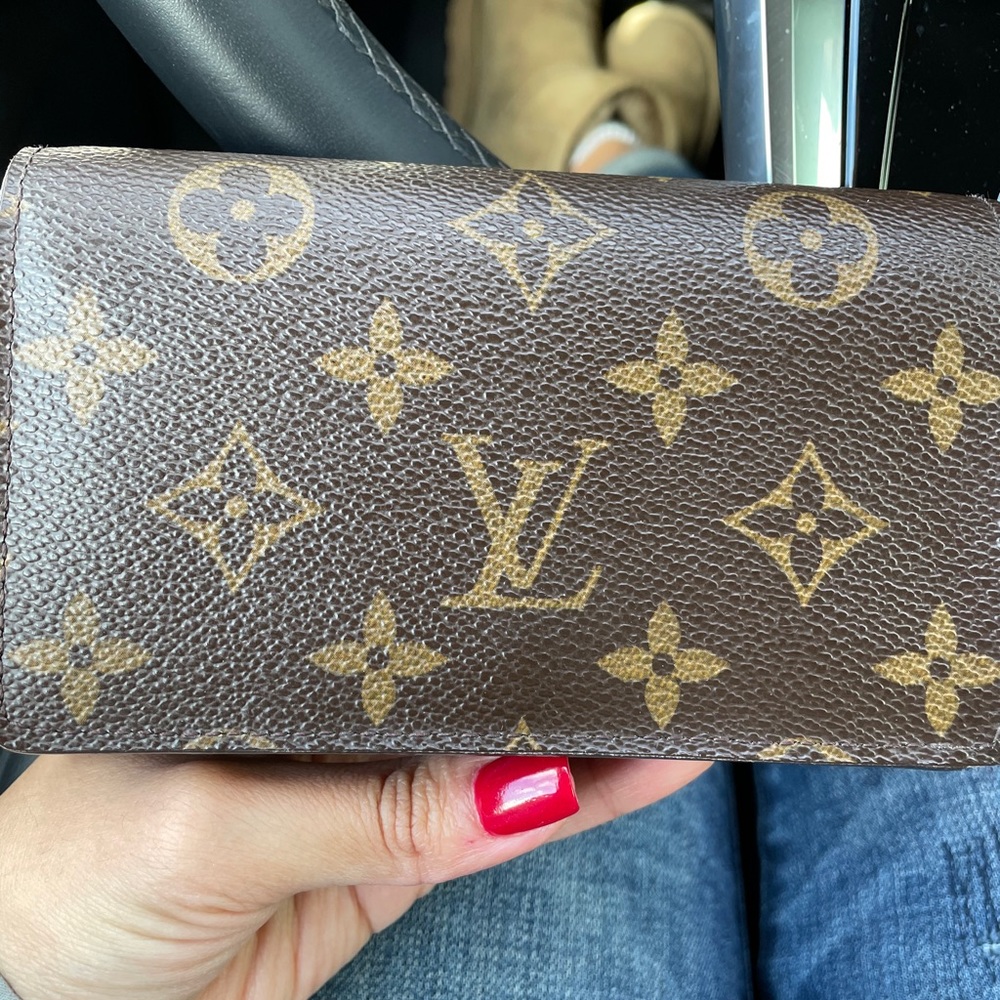 Authentic LV wallet